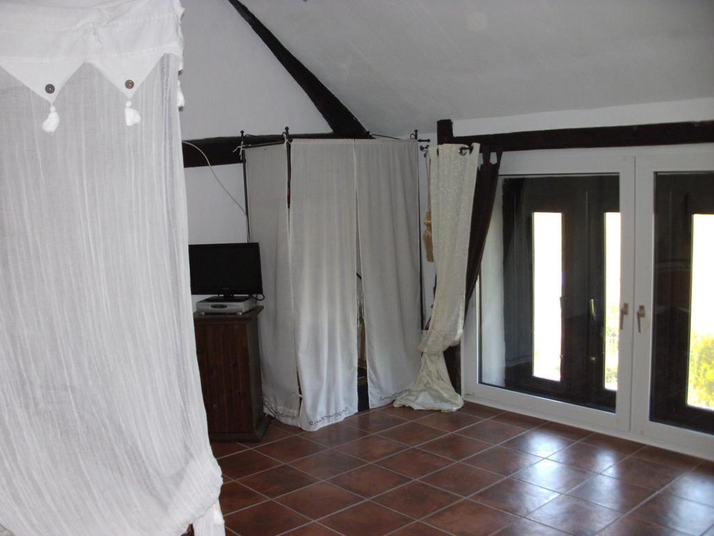 Haus Klara Ξενοδοχείο Mannebach  Δωμάτιο φωτογραφία