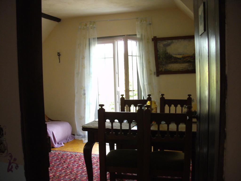 Haus Klara Ξενοδοχείο Mannebach  Δωμάτιο φωτογραφία